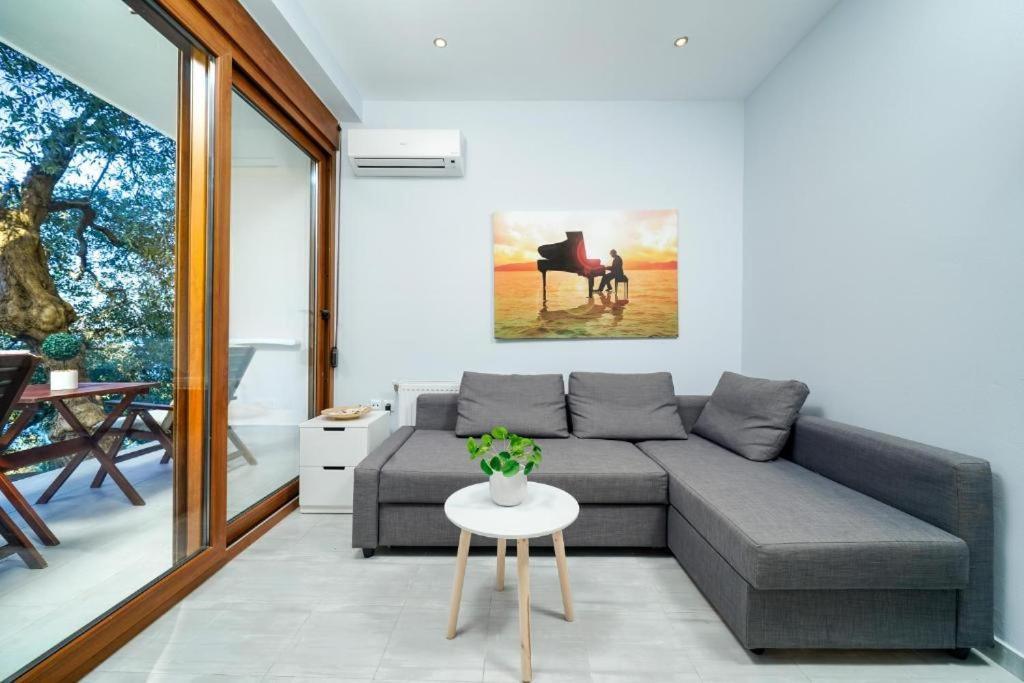 Villa Victoria By La Scala Beach Liménasz Kültér fotó