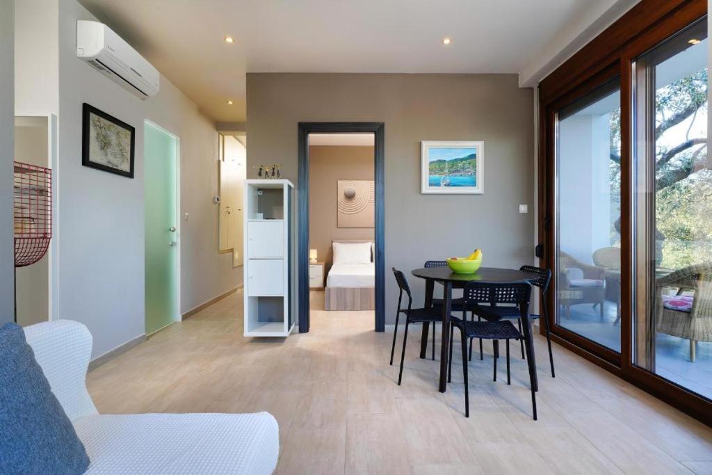 Villa Victoria By La Scala Beach Liménasz Kültér fotó