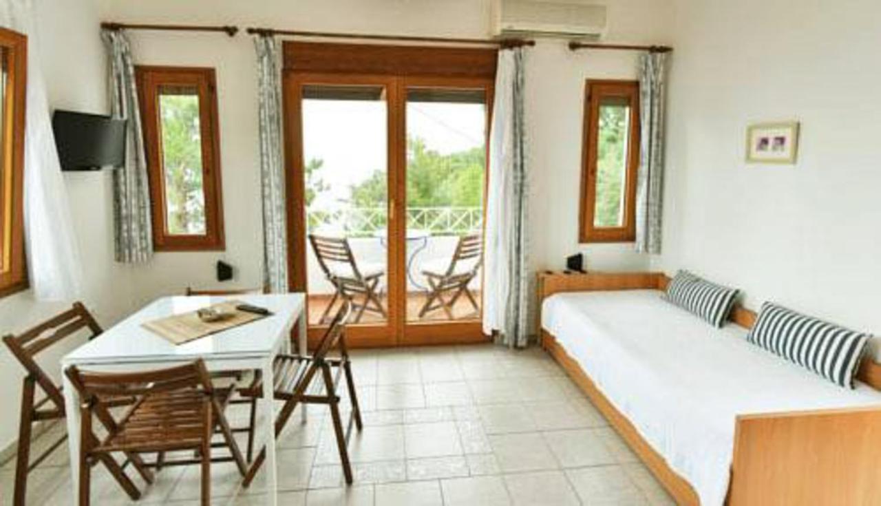 Villa Victoria By La Scala Beach Liménasz Kültér fotó